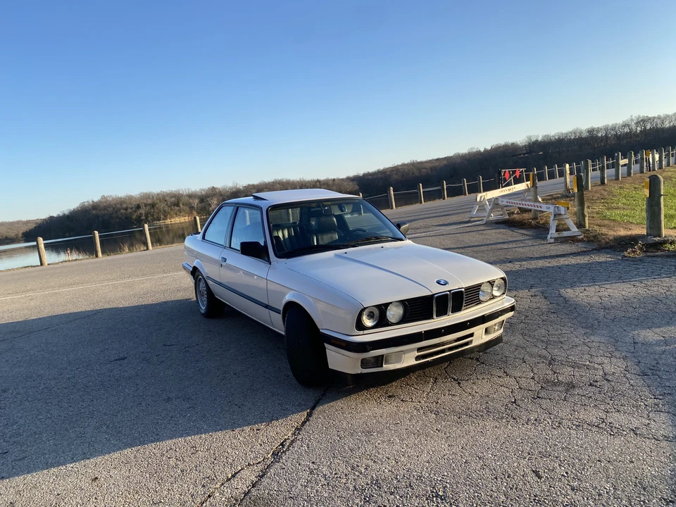 1989 BMW E30 3 Series - Image 15 of 31