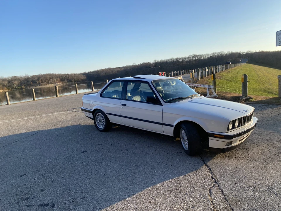 1989 BMW E30 3 Series - Image 20 of 31