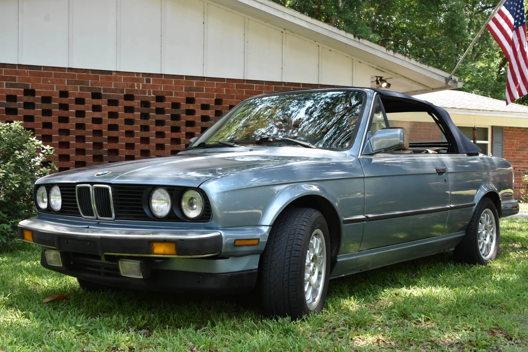 1989 BMW E30 3 Series - Image 2 of 31
