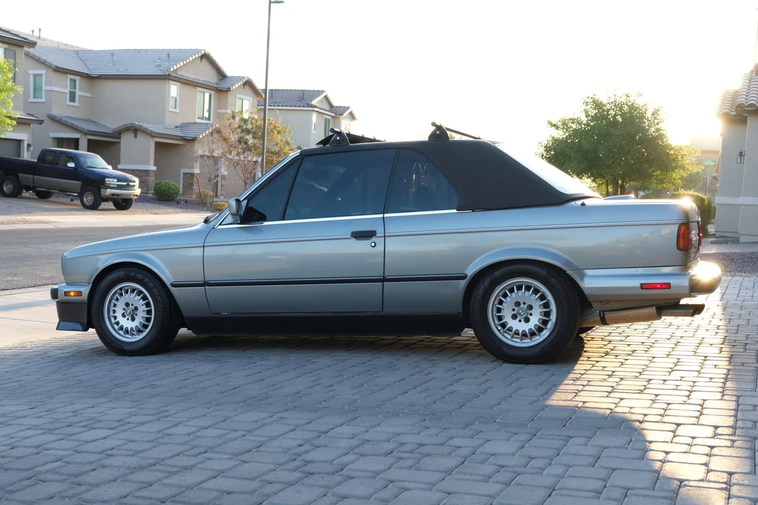 1989 BMW E30 3 Series - Image 16 of 31