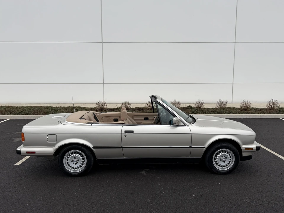 1989 BMW E30 3 Series - Image 9 of 31