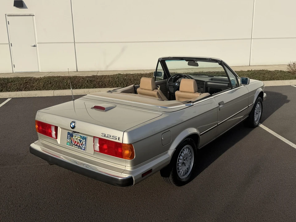 1989 BMW E30 3 Series - Image 23 of 31
