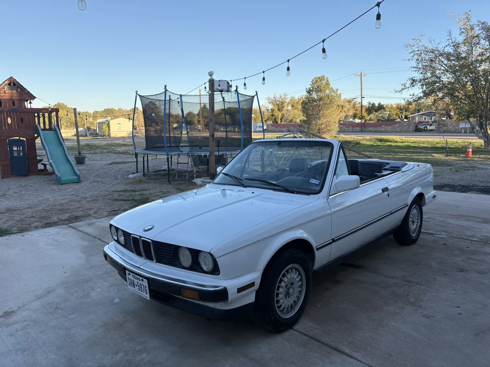 1989 BMW E30 3 Series - Image 2 of 31