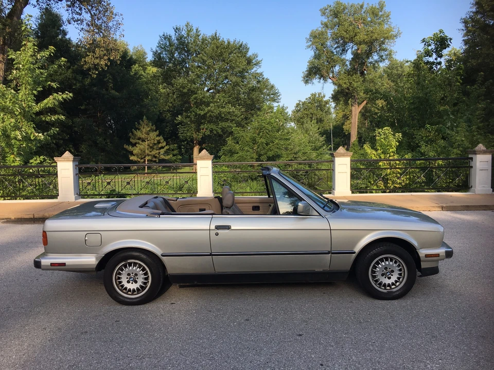 1989 BMW E30 3 Series - Image 8 of 31