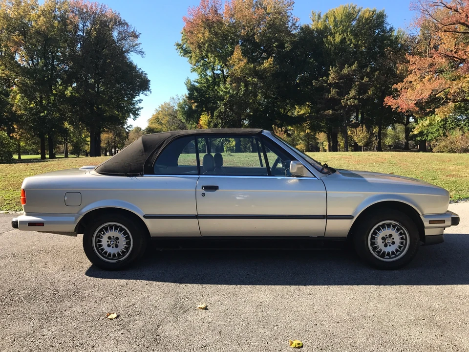 1989 BMW E30 3 Series - Image 15 of 31