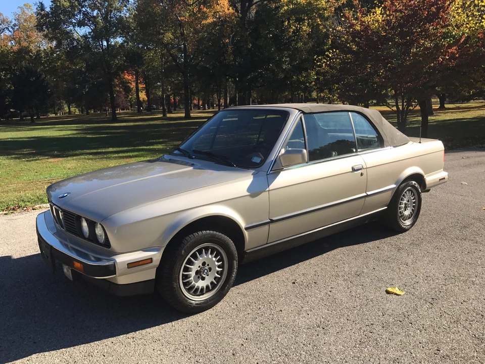 1989 BMW E30 3 Series - Image 13 of 31