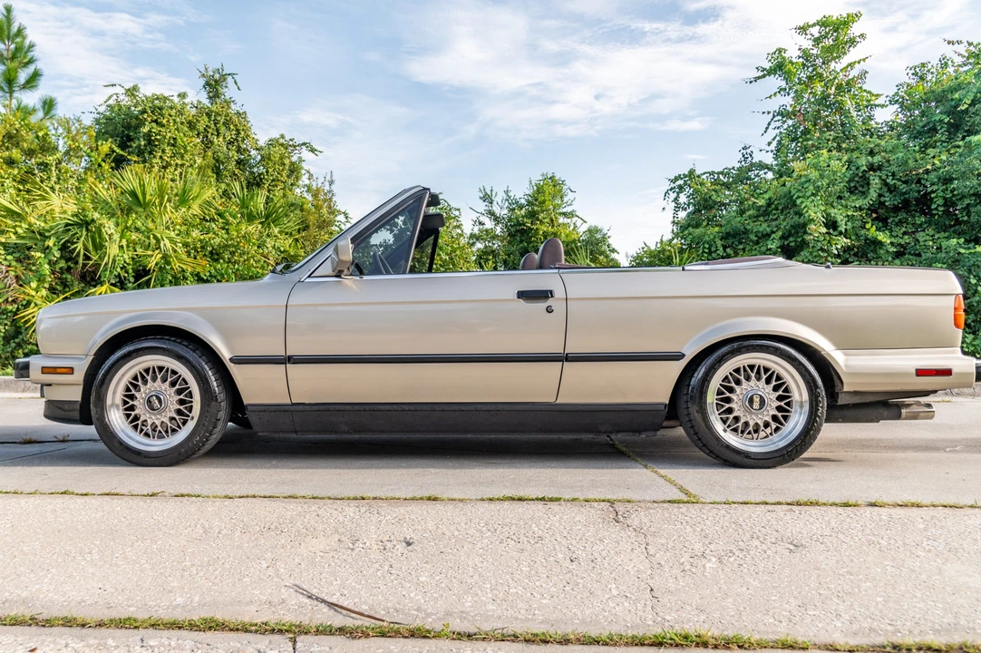 1989 BMW E30 3 Series - Image 25 of 31