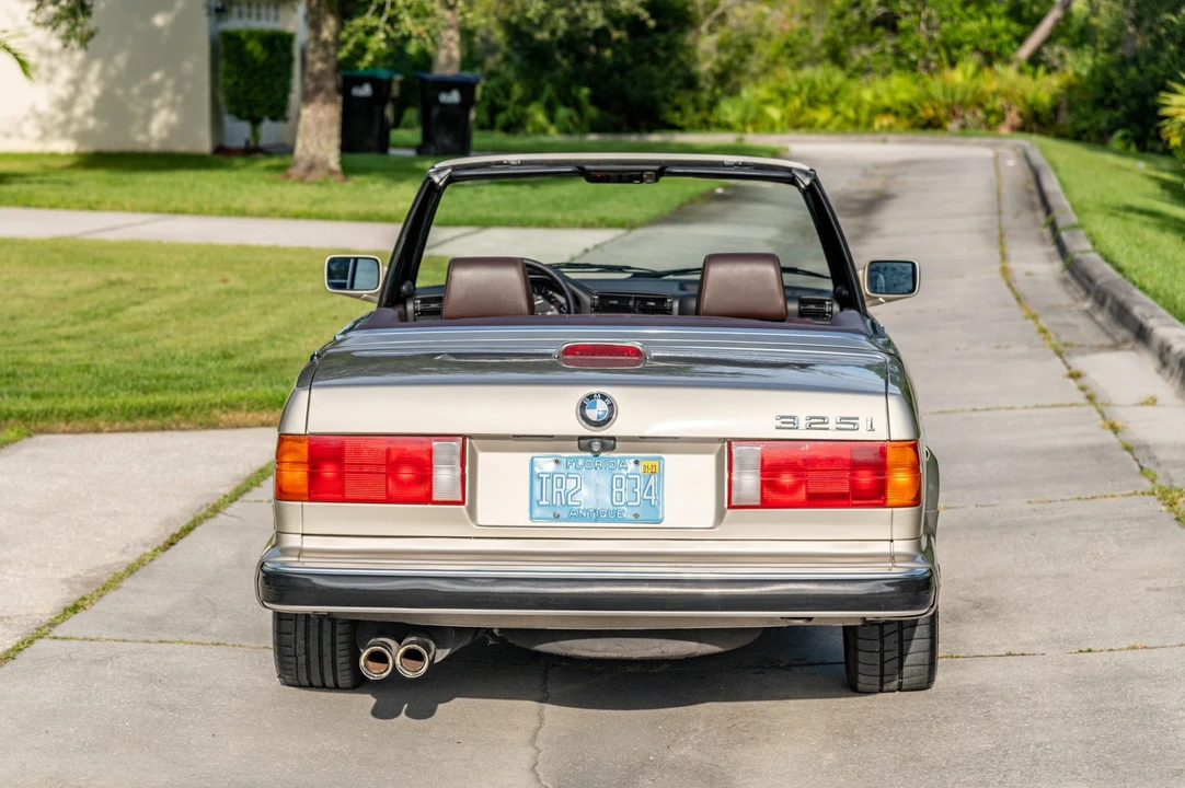 1989 BMW E30 3 Series - Image 13 of 31