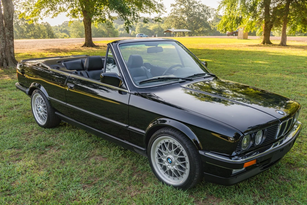 1989 BMW E30 3 Series - Image 2 of 31