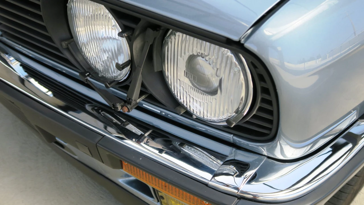 1989 BMW E30 3 Series - Image 29 of 31