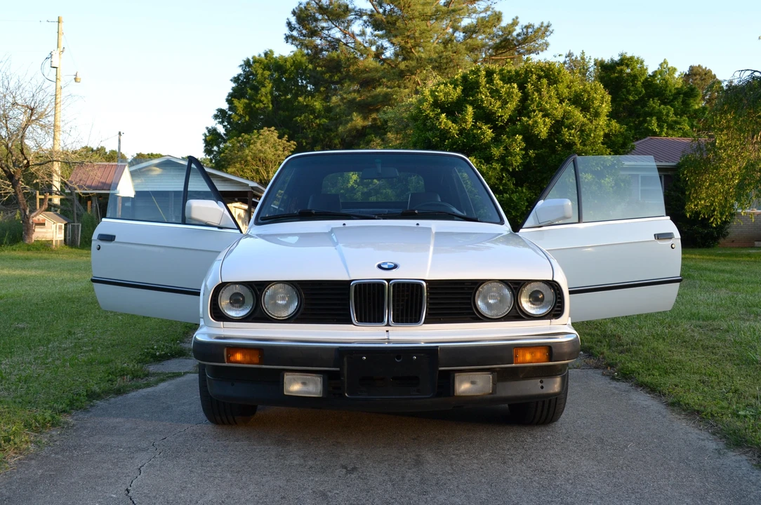1989 BMW E30 3 Series - Image 15 of 31