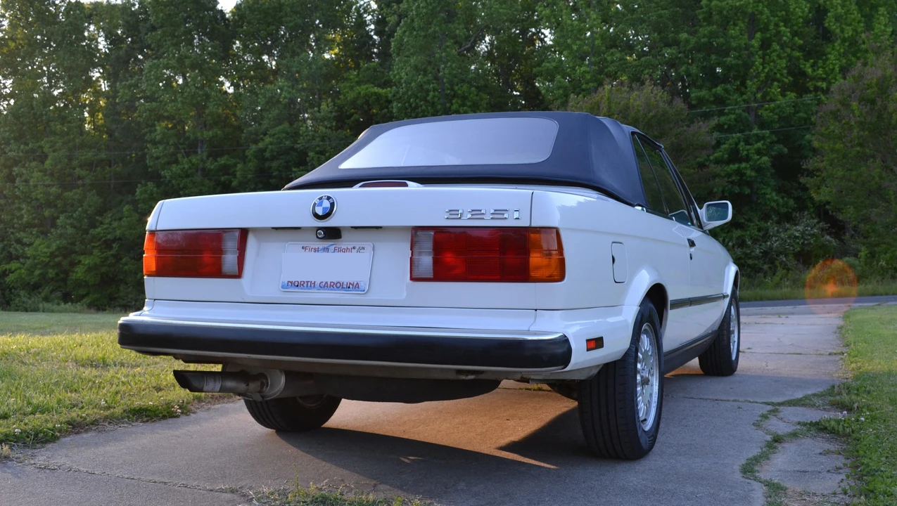1989 BMW E30 3 Series - Image 21 of 31