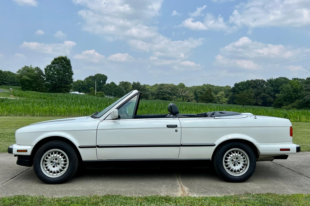 1989 BMW E30 3 Series - Image 3 of 31