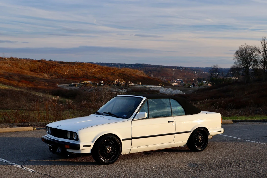 1989 BMW E30 3 Series - Image 13 of 22