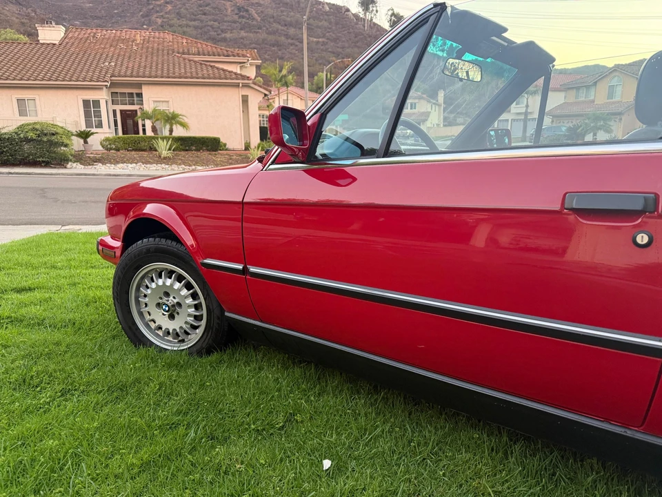 1989 BMW E30 3 Series - Image 28 of 31