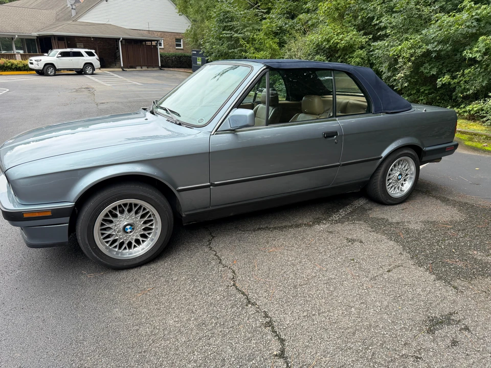1989 BMW E30 3 Series - Image 11 of 31