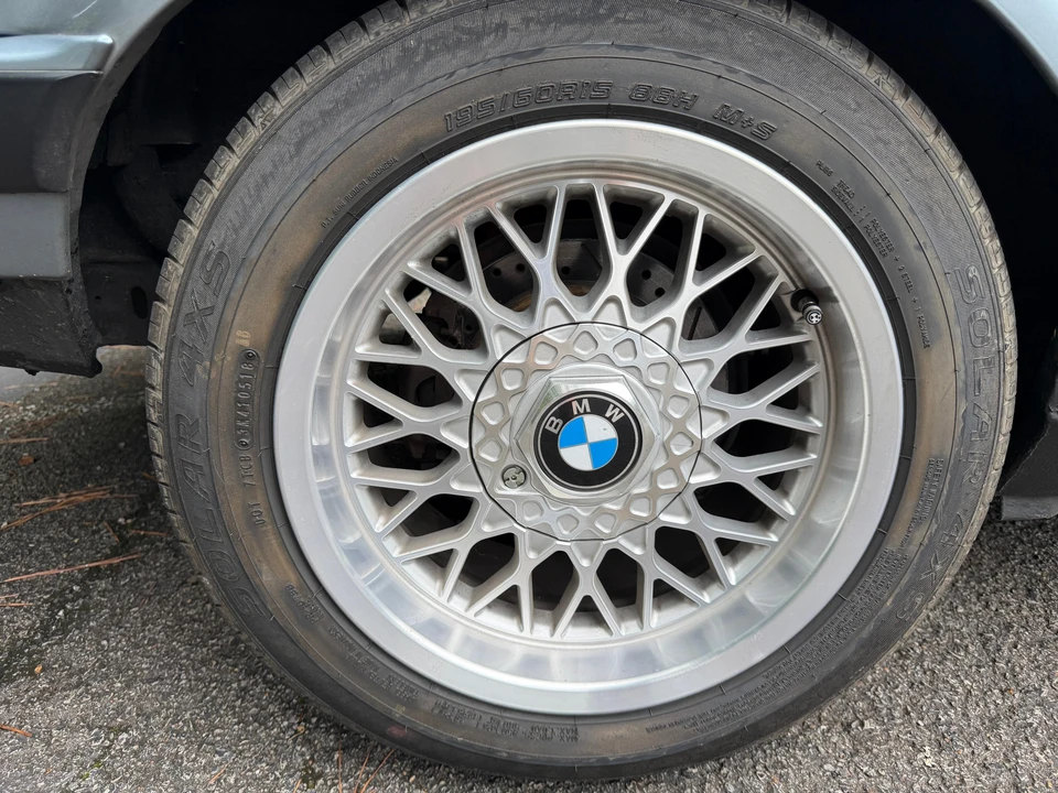 1989 BMW E30 3 Series - Image 17 of 31