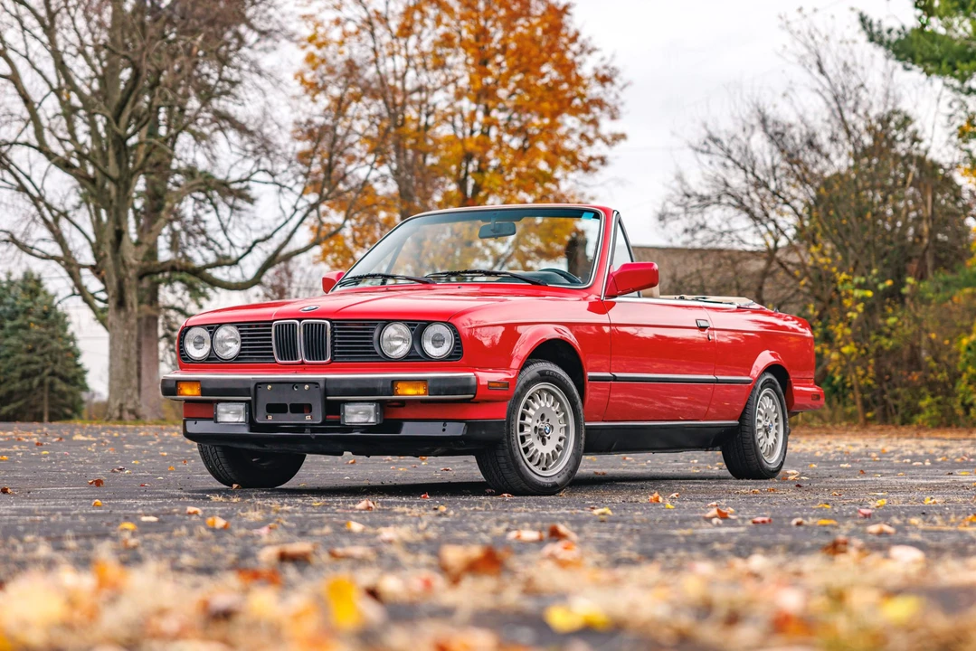 1989 BMW E30 3 Series - Image 2 of 31