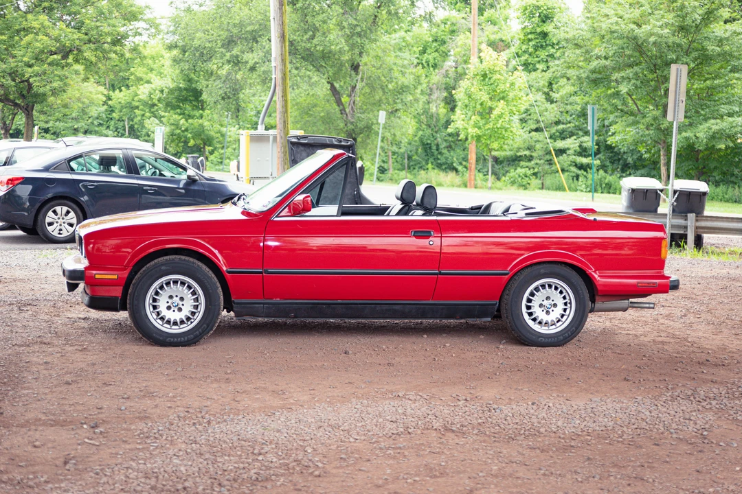 1989 BMW E30 3 Series - Image 11 of 31