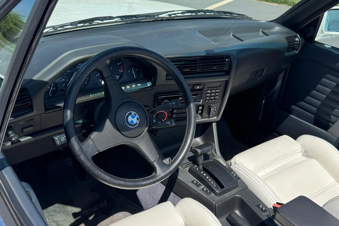 1989 BMW E30 3 Series - Image 25 of 31