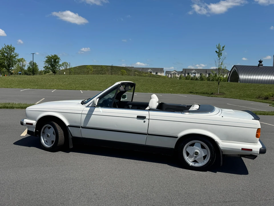 1989 BMW E30 3 Series - Image 8 of 31
