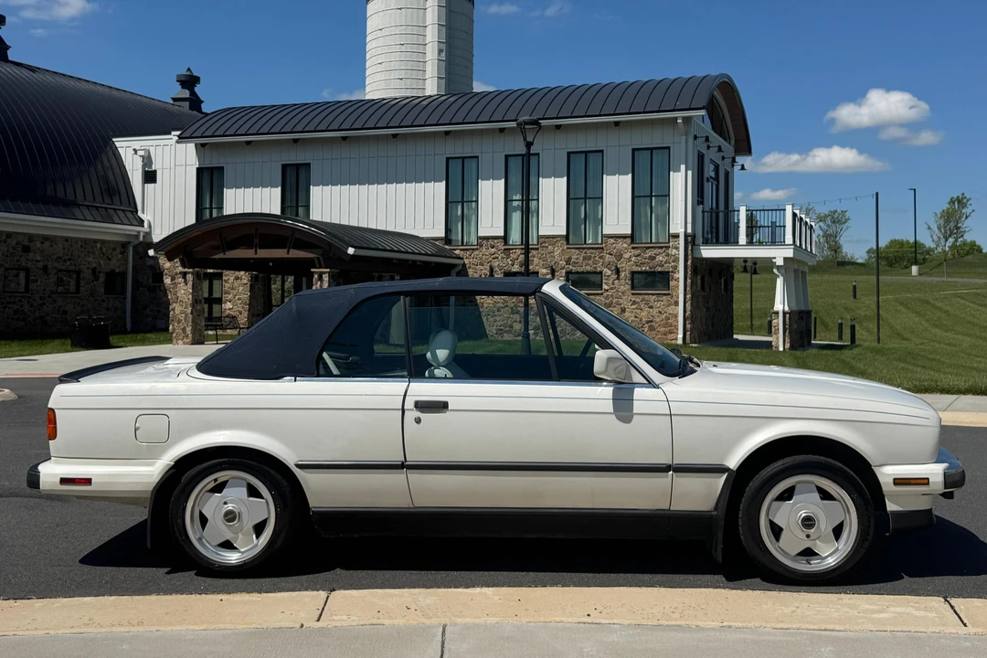 1989 BMW E30 3 Series - Image 3 of 31