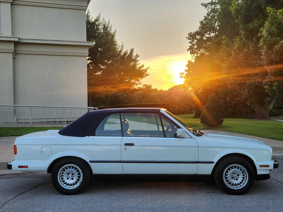 1989 BMW E30 3 Series - Image 19 of 31