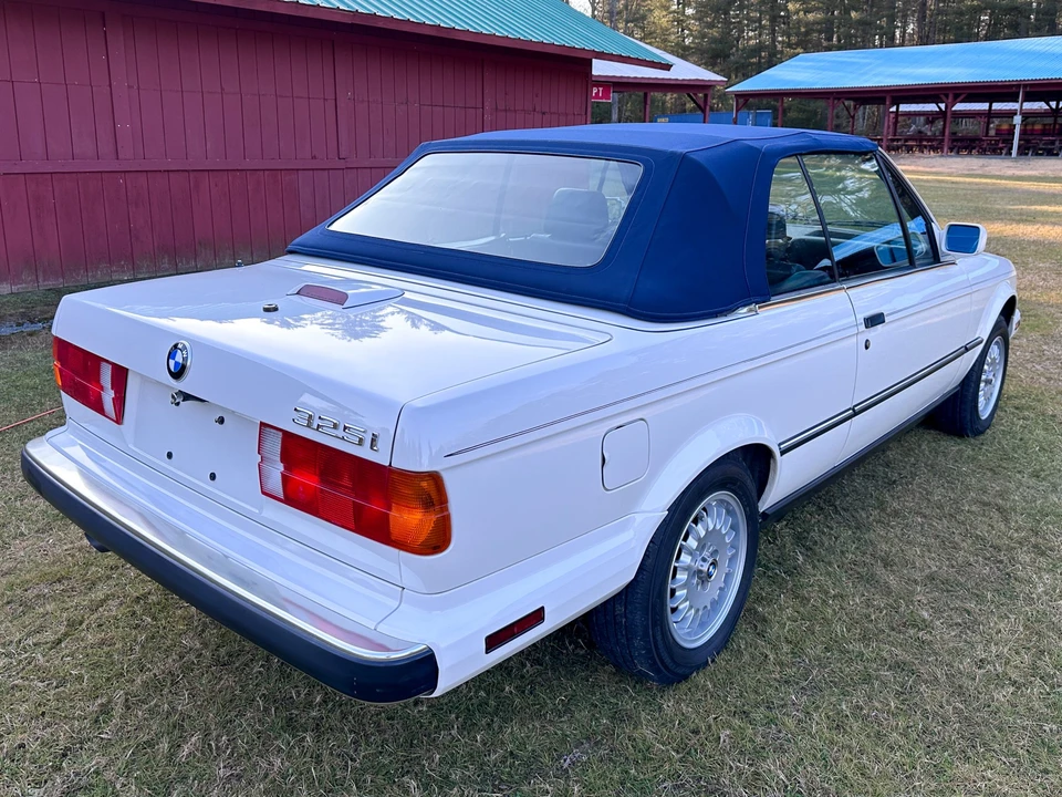 1989 BMW E30 3 Series - Image 11 of 31
