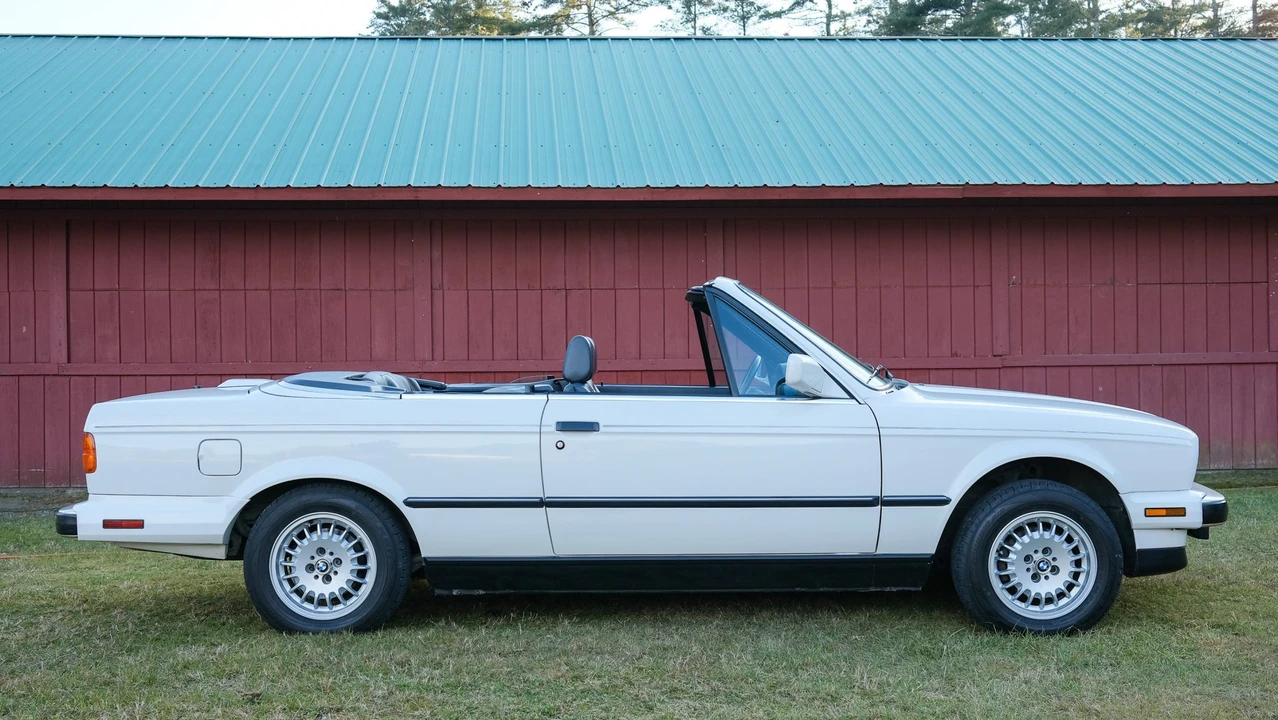 1989 BMW E30 3 Series - Image 13 of 31