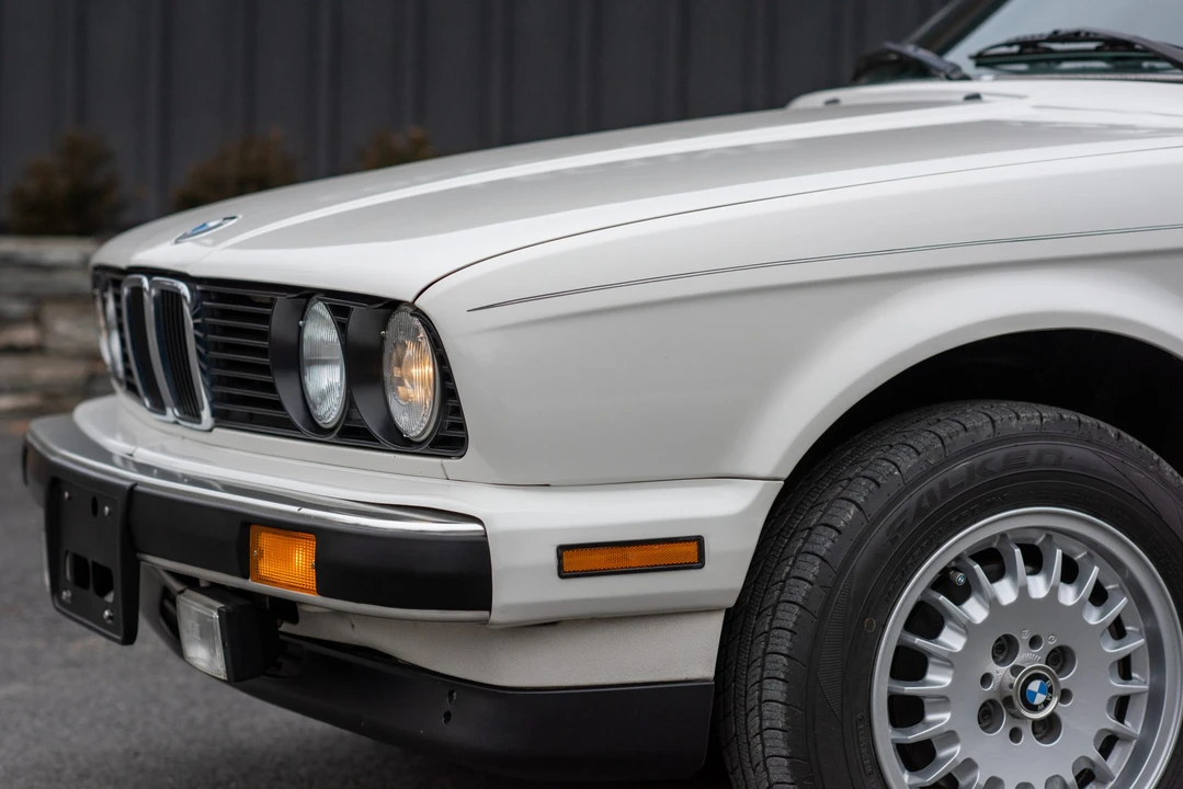 1989 BMW E30 3 Series - Image 25 of 31
