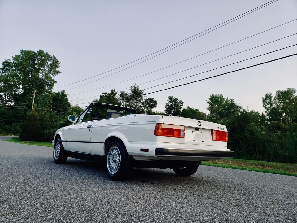1989 BMW E30 3 Series - Image 14 of 31