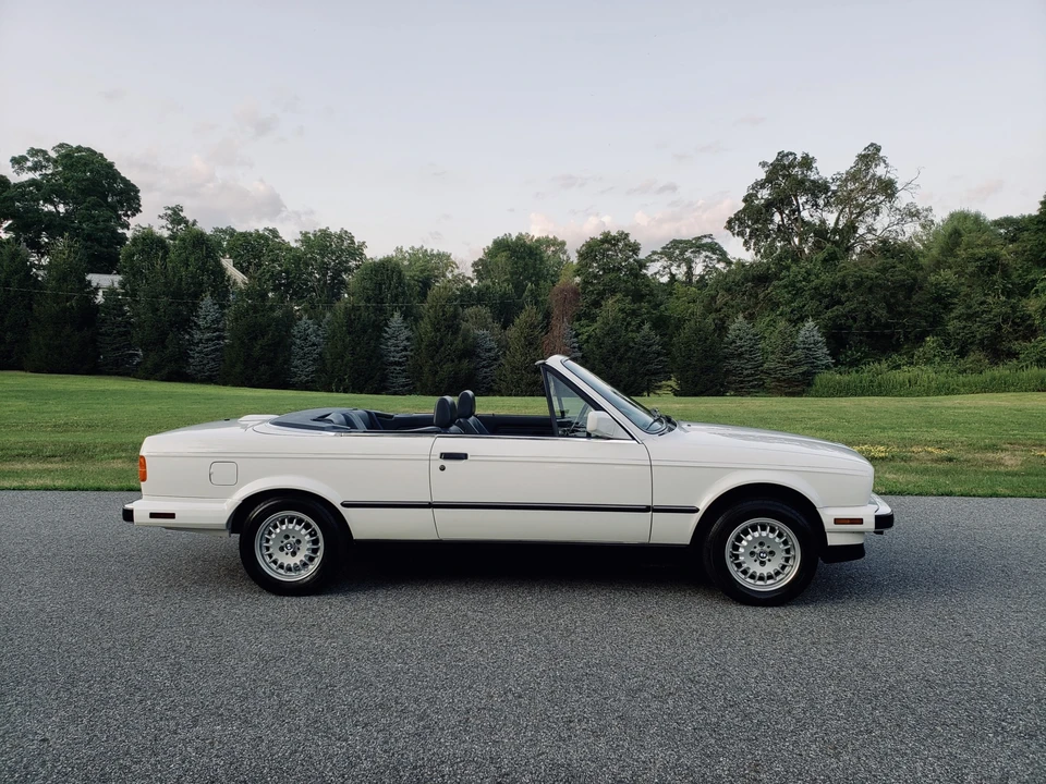 1989 BMW E30 3 Series - Image 25 of 31