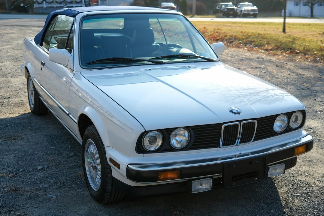 1989 BMW E30 3 Series - Image 17 of 31