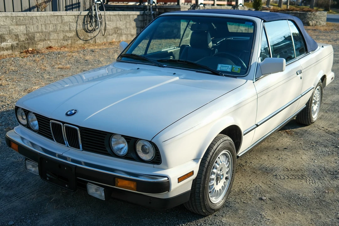 1989 BMW E30 3 Series - Image 18 of 31