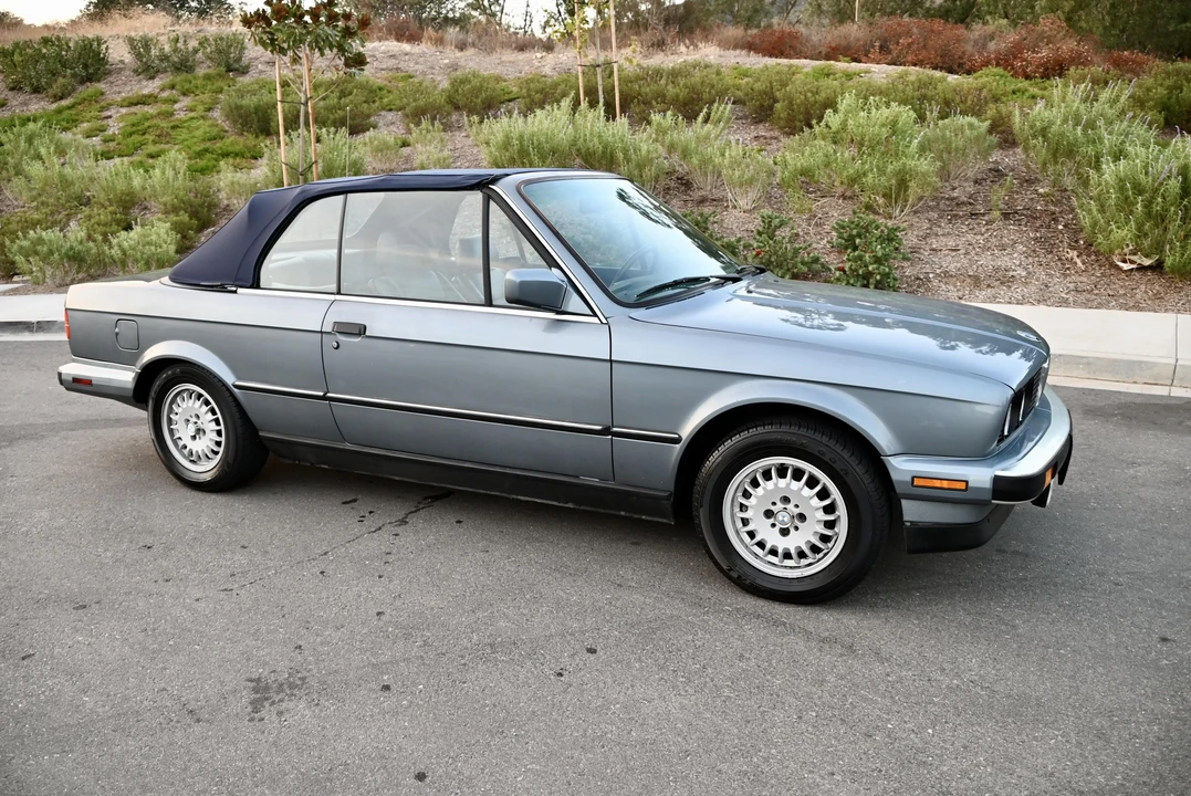 1989 BMW E30 3 Series - Image 16 of 31
