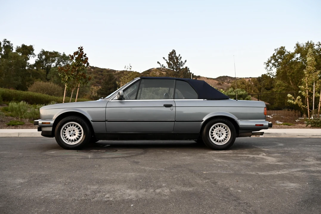 1989 BMW E30 3 Series - Image 10 of 31