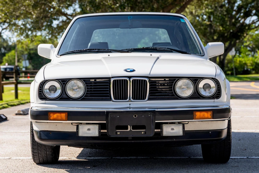 1989 BMW E30 3 Series - Image 2 of 31