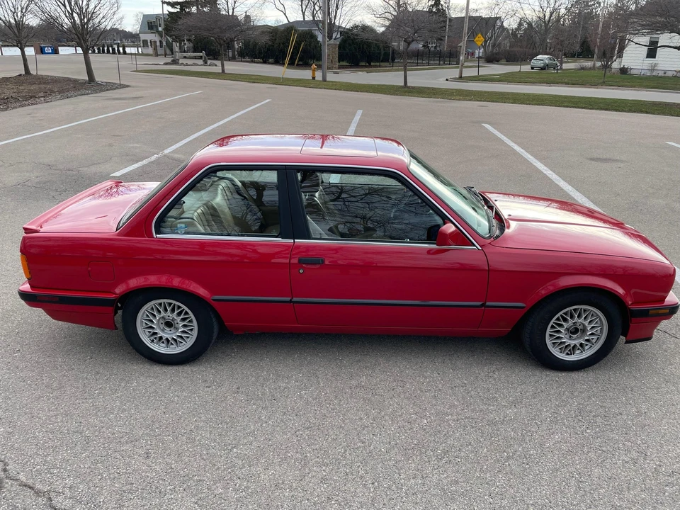 1989 BMW E30 3 Series - Image 14 of 31