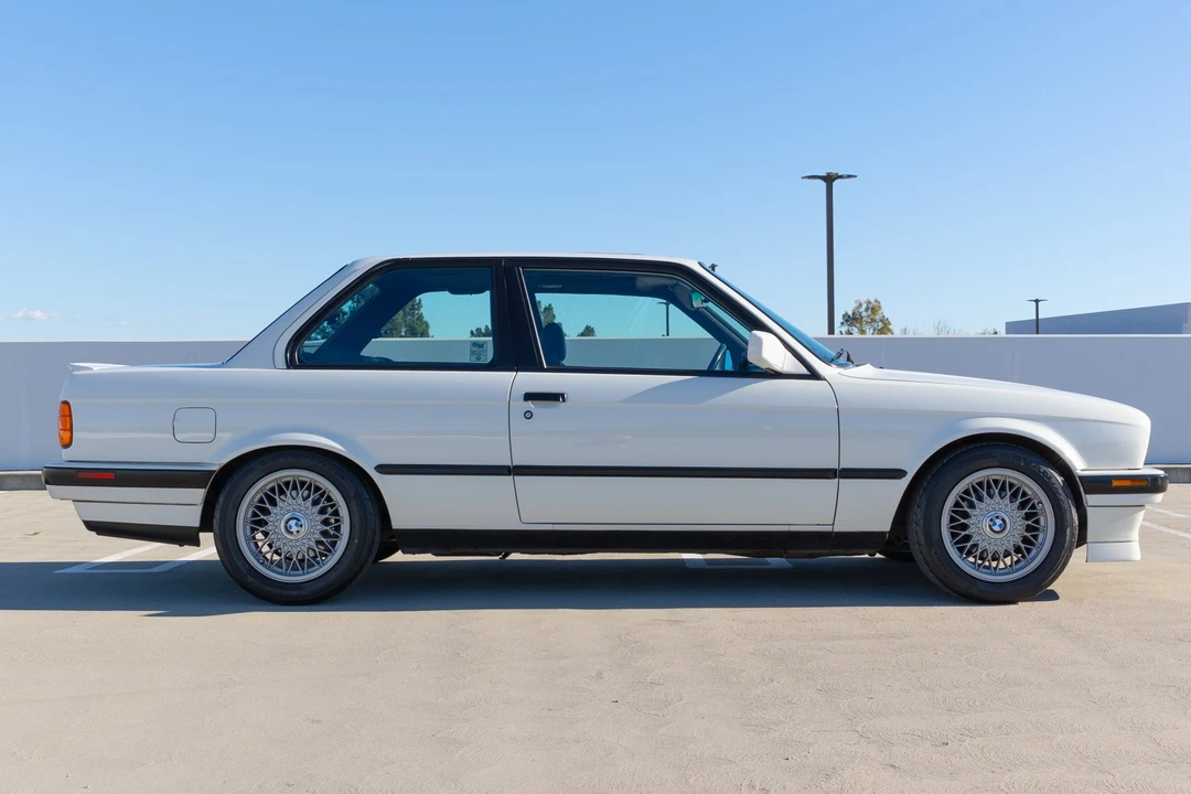1989 BMW E30 3 Series - Image 8 of 31