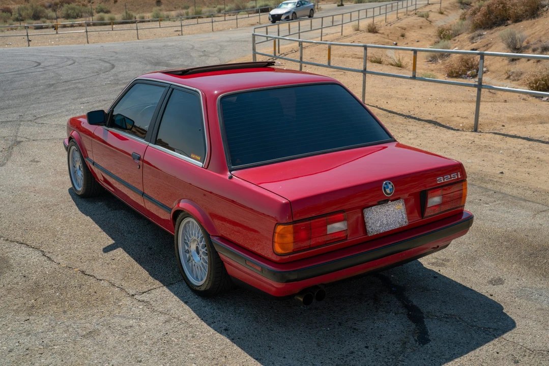 1989 BMW E30 3 Series - Image 11 of 31