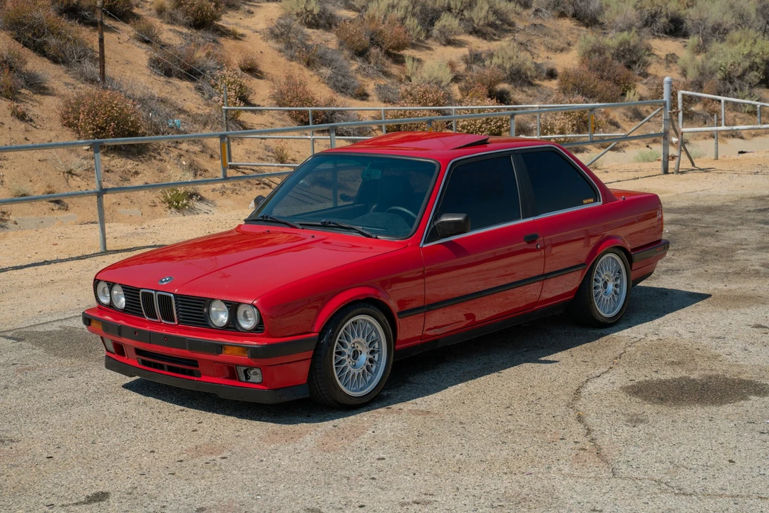 1989 BMW E30 3 Series - Image 2 of 31