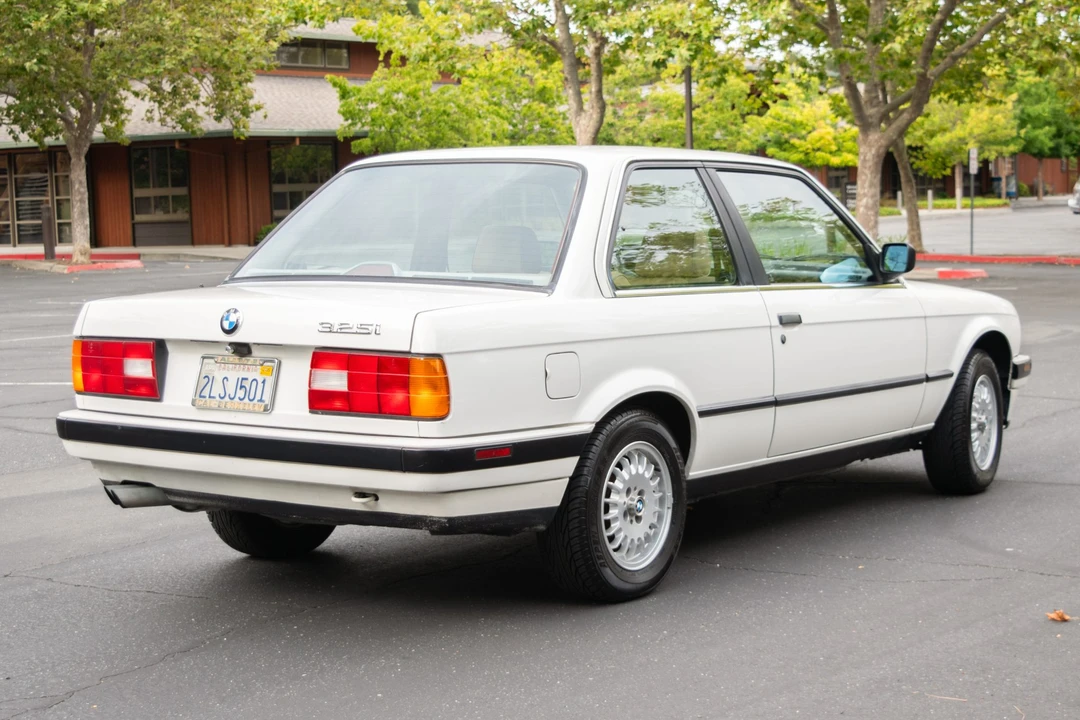 1989 BMW E30 3 Series - Image 6 of 31
