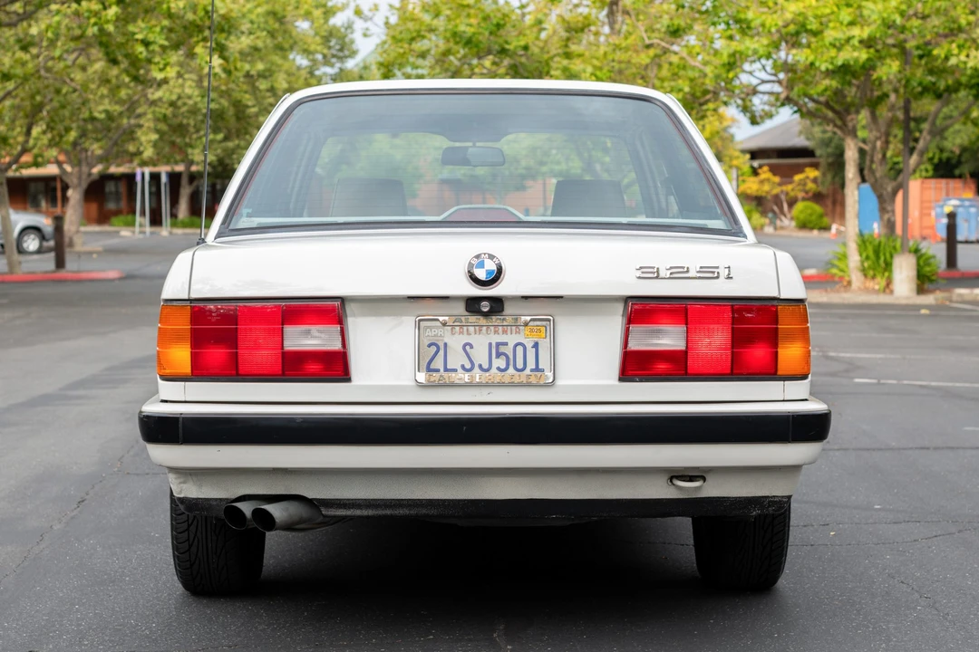 1989 BMW E30 3 Series - Image 13 of 31