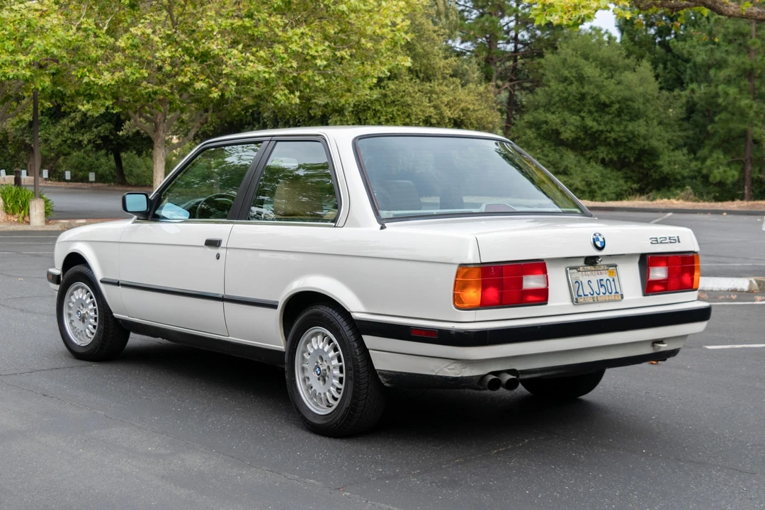 1989 BMW E30 3 Series - Image 8 of 31
