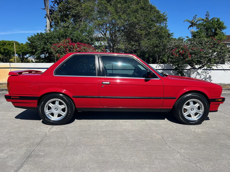 1989 BMW E30 3 Series - Image 24 of 31