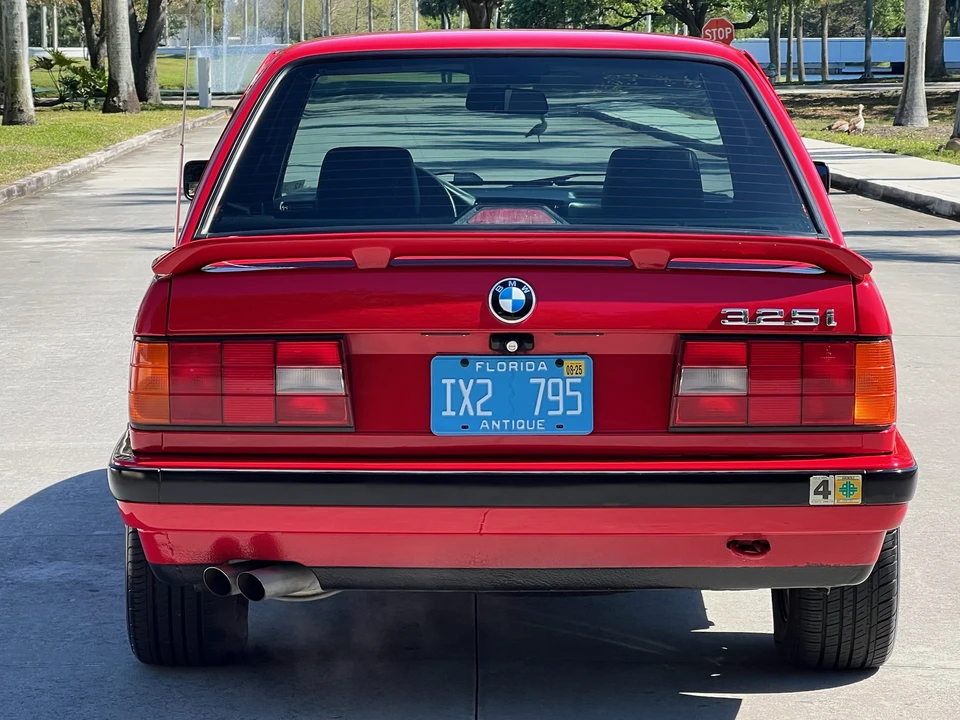 1989 BMW E30 3 Series - Image 11 of 31
