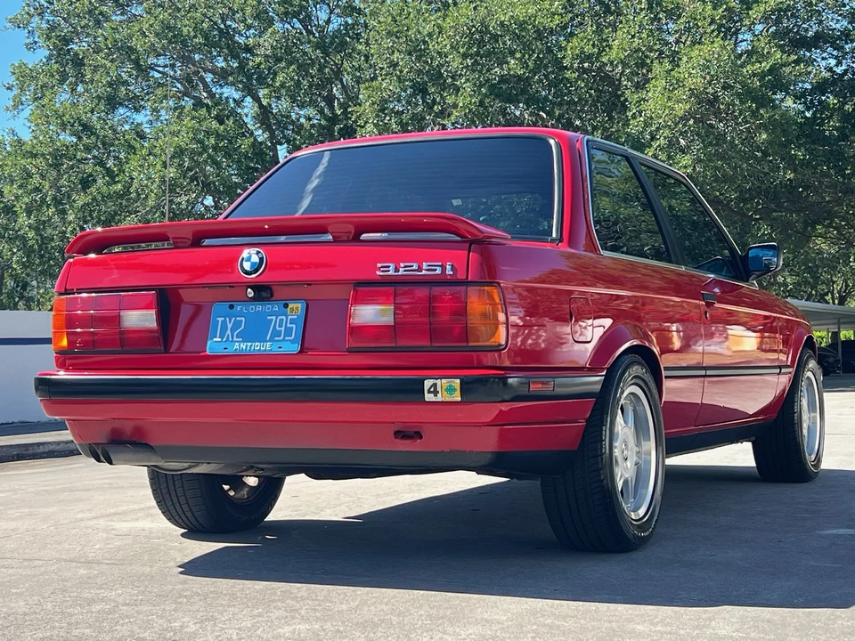 1989 BMW E30 3 Series - Image 21 of 31