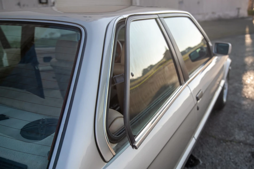 1989 BMW E30 3 Series - Image 21 of 31