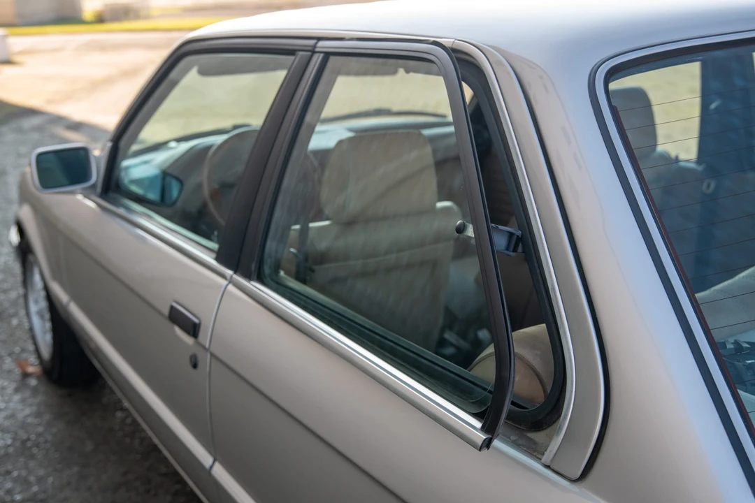 1989 BMW E30 3 Series - Image 20 of 31