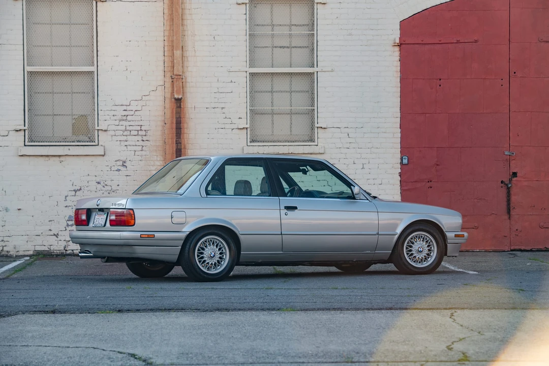 1989 BMW E30 3 Series - Image 8 of 31